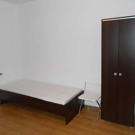 Hostel Lux - Z Prywatnymi Lazienkami *