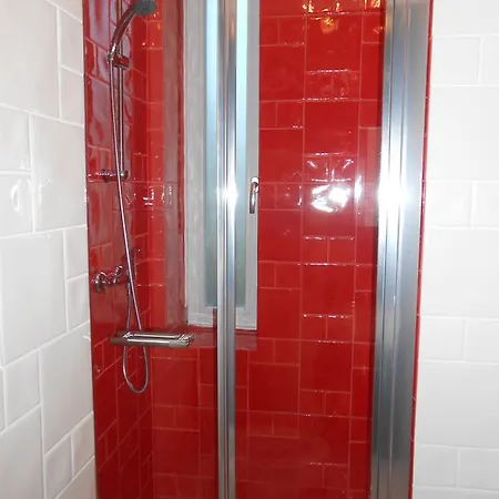 Hostel Lux - Z Prywatnymi Lazienkami *